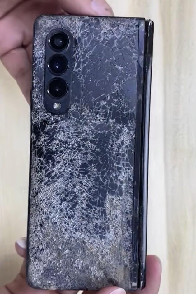 Before-Samsung-Phone-Repair